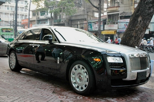  rolls-royce ghost ewb có mặt tại việt nam 