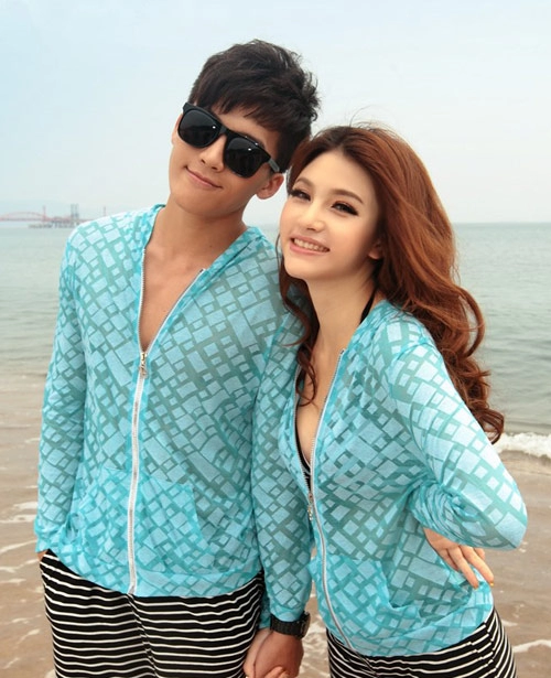 Rộn ràng vào thu với quần áo tình nhân