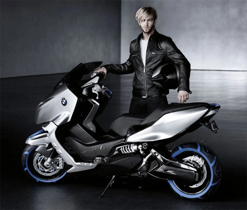  scooter của bmw được bán từ tháng 11 tới 