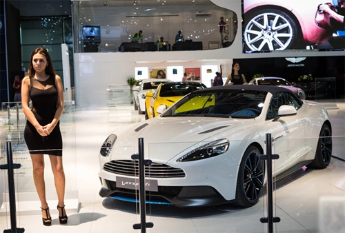  serie aston martin siêu đẳng cấp ở dubai 