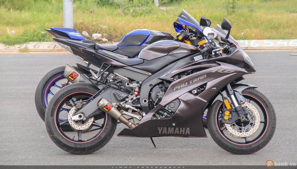 Siêu mẫu yzf-r6 mạnh mẽ với màu áo mới