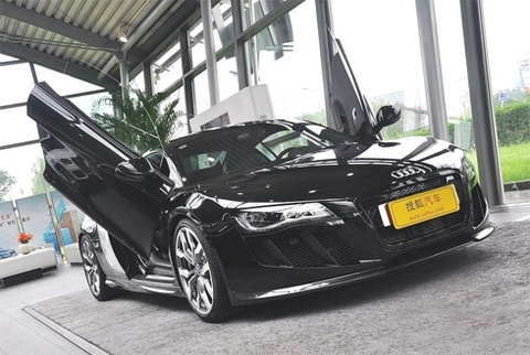  siêu xe audi r8 cửa kiểu lamborghini 