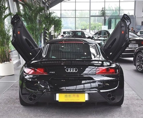  siêu xe audi r8 cửa kiểu lamborghini 