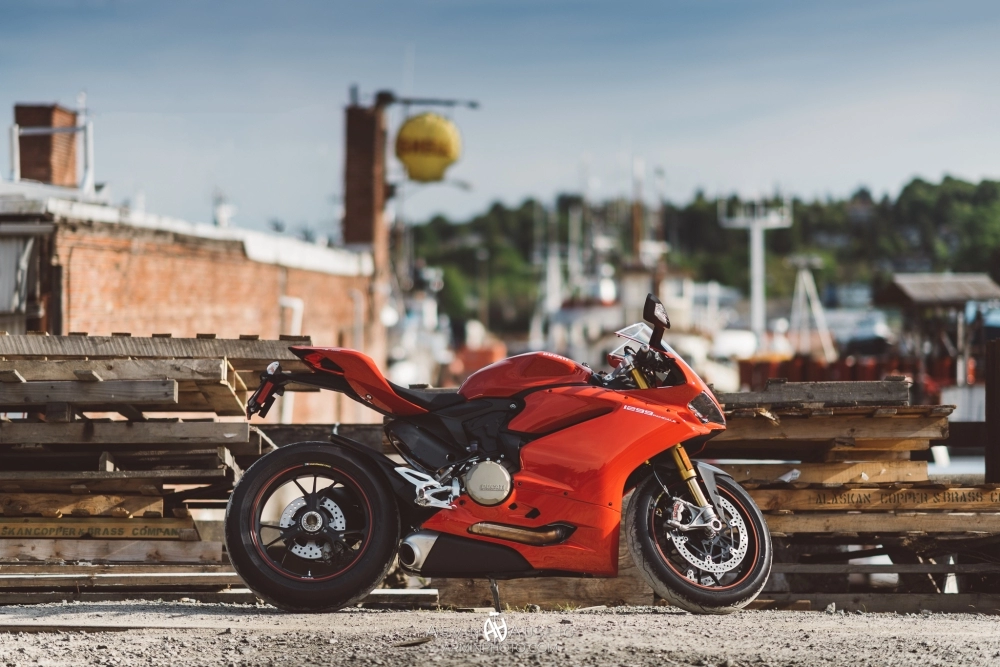 Siêu xe ducati 1299 panigale s đẹp lộng lấy trong bộ ảnh chất lượng