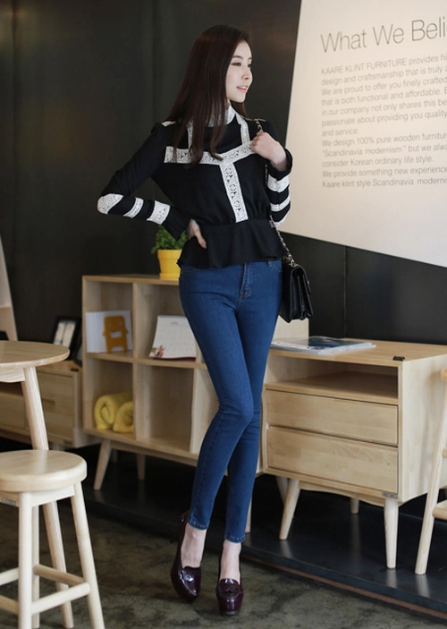 Sơ mi lụa đơn giản mà phong cách