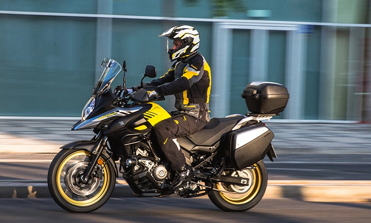 Suzuki v-strom 650 xt đang tiến gần đến việt nam