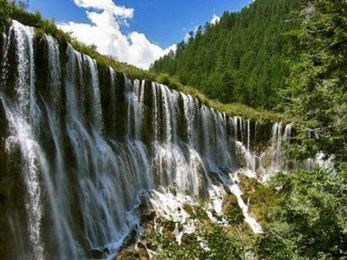 Thác nước đóng băng tuyệt đẹp ở trung quốc