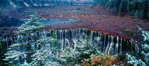 Thác nước đóng băng tuyệt đẹp ở trung quốc