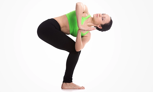 Thân hình thon đẹp mỹ mãn với 5 bài tập yoga