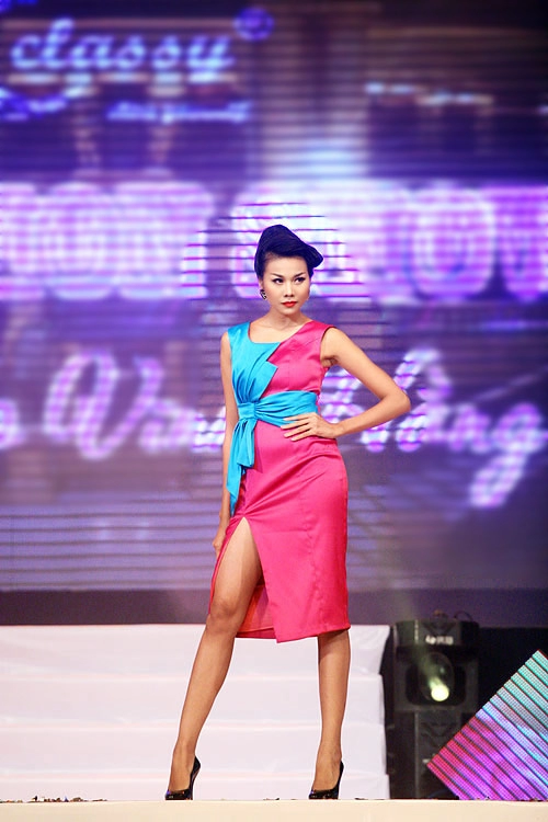 Thanh hằng xuất hiện khán giả gào rú