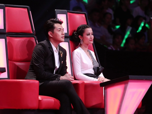 The voice kids đông nhi căng thẳng đối đầu noo phước thịnh