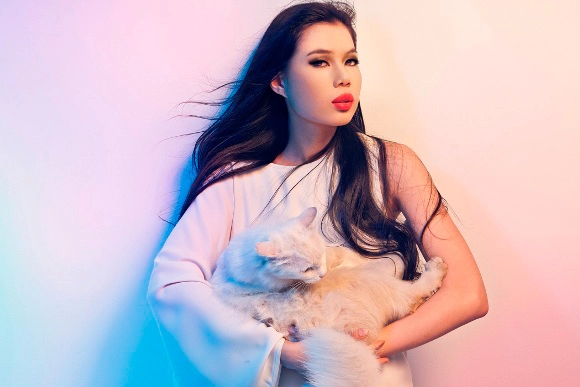 Thí sinh next top model lột xác xinh đẹp
