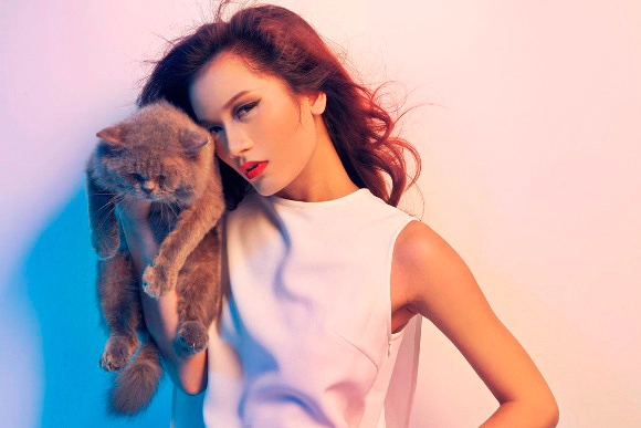 Thí sinh next top model lột xác xinh đẹp