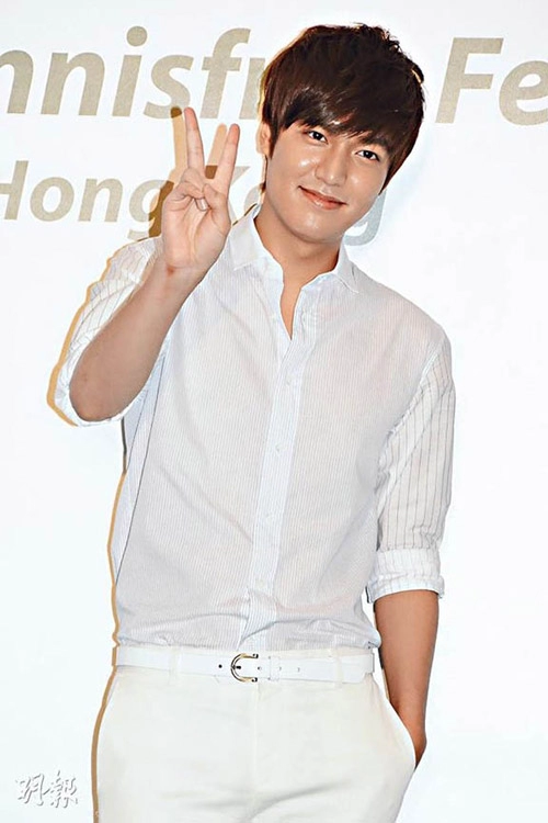Thời trang kim tan từ phim ảnh ra đời thực