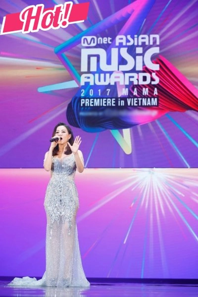 Thu minh phạm hương không ai nhường ai khi xuất hiện tại mama 2017