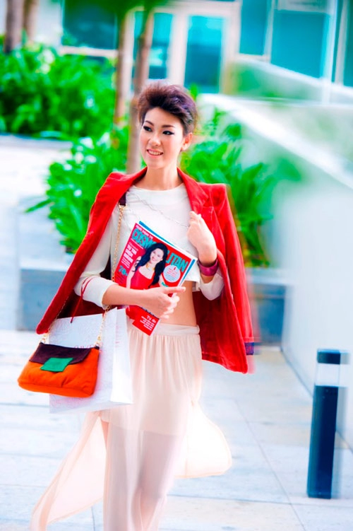 Top model sành điệu với style đường phố