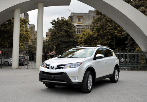  toyota rav4 thế hệ mới đầu tiên về hà nội 