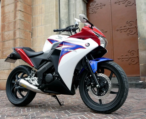  trang điểm honda cbr150r 2011 