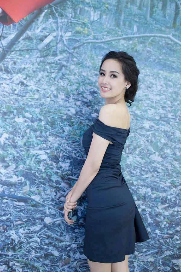 Trang điểm thu hút như mai phương thúy