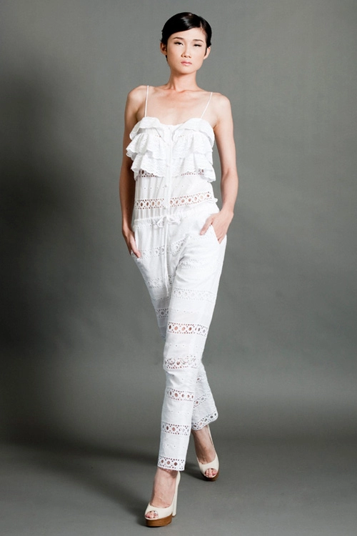 Trắng tinh khôi với thí sinh top model