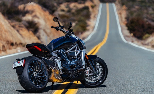 Trên yên cảm nhận khả năng vận hành của ducati xdiavel s 2016