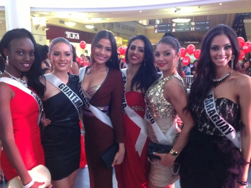 Trương thị may nổi bật tại miss universe