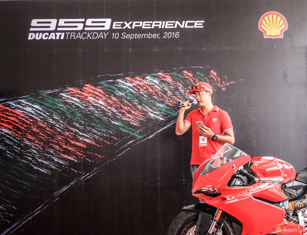 Tuyệt phẩm thương mại ducati 959 panigale gào thét trong ngày hội trackday của ducati việt nam