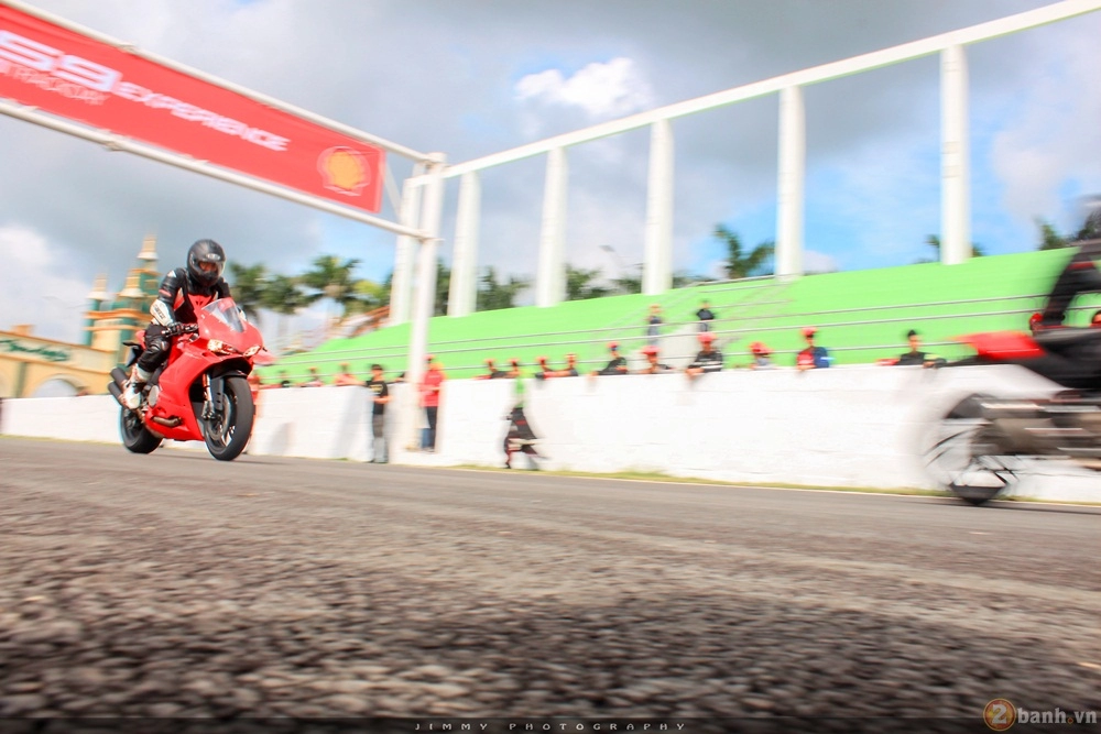 Tuyệt phẩm thương mại ducati 959 panigale gào thét trong ngày hội trackday của ducati việt nam