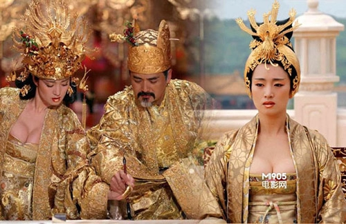 Váy áo phim cổ trang quá khêu gợi