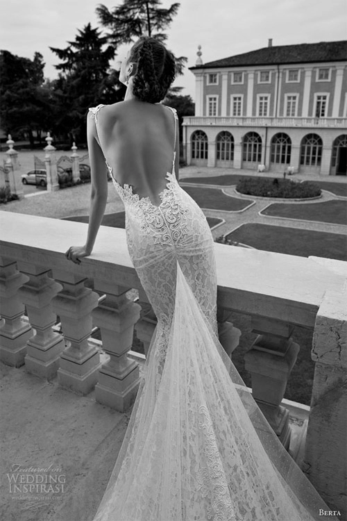Váy cưới dành riêng cho cô dâu nóng bỏng