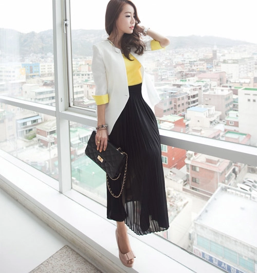 Váy midi và 7 ngày quyến rũ