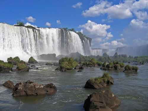 Vẻ đẹp kỳ vĩ của thác nước iguazu