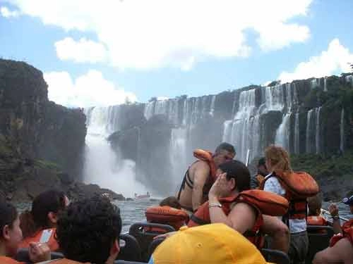 Vẻ đẹp kỳ vĩ của thác nước iguazu