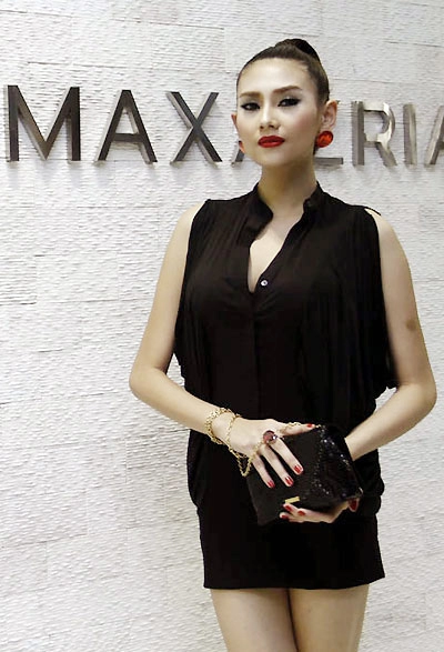 Vì sao nên mặc màu đỏ