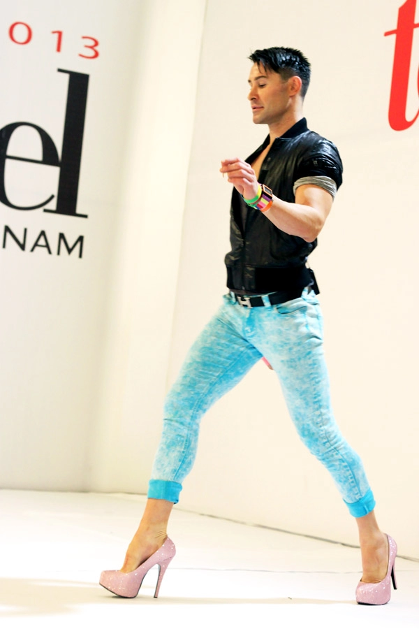Vietnams next top model có đất cho gay