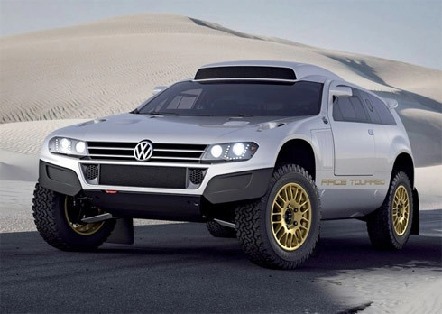  volkswagen tung bộ đôi touareg vàng 