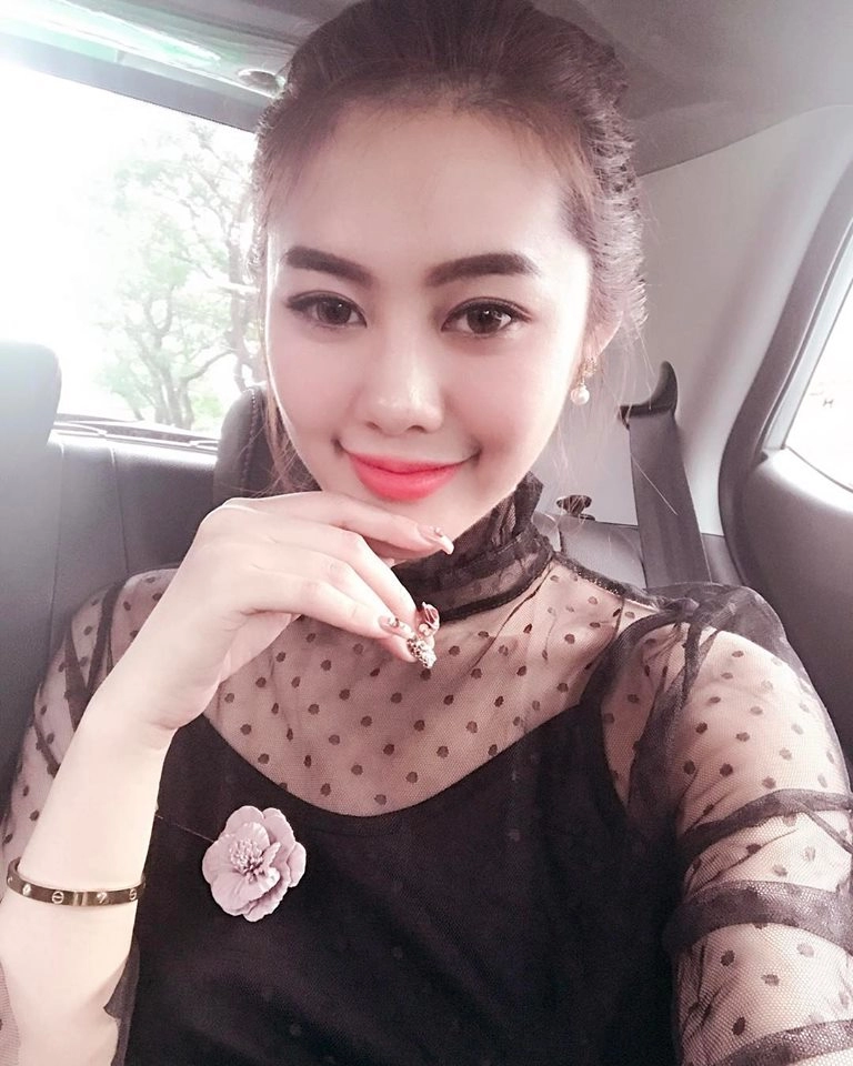 Vừa công khai yêu nhau lâm vinh hải và linh chi đã ngấm ngầm khoe vòng đôi