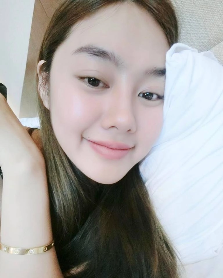 Vừa công khai yêu nhau lâm vinh hải và linh chi đã ngấm ngầm khoe vòng đôi