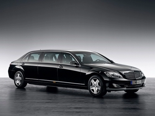  xe kế nhiệm maybach có giá hơn 260000 usd 