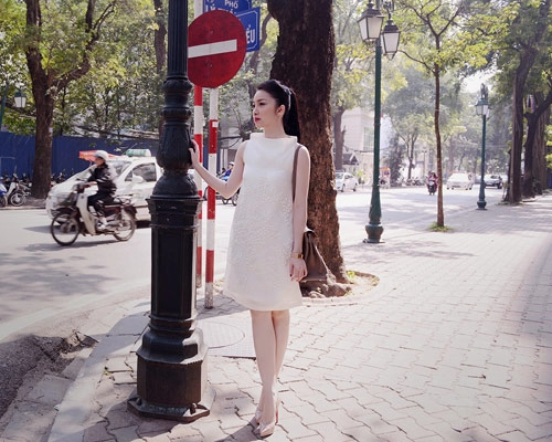 Xuống phố đầu đông sang chảnh như linh nga