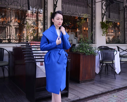 Xuống phố đầu đông sang chảnh như linh nga