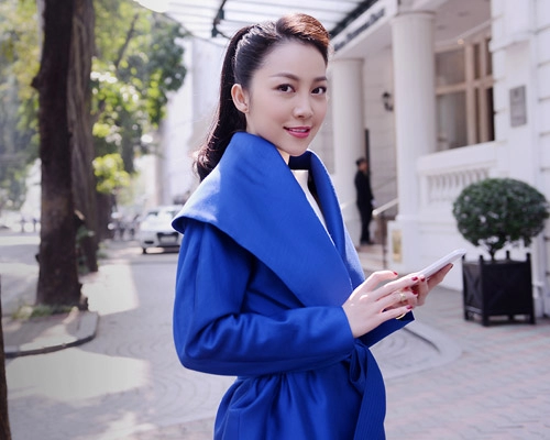 Xuống phố đầu đông sang chảnh như linh nga