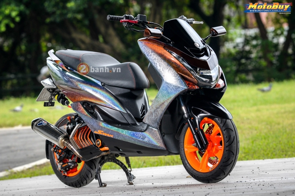 Yamaha smax 155 độ độc đáo đến ấn tượng của biker đài loan