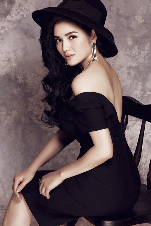 1001 kiểu khoe lưng mướt mắt nhất showbiz việt 2015