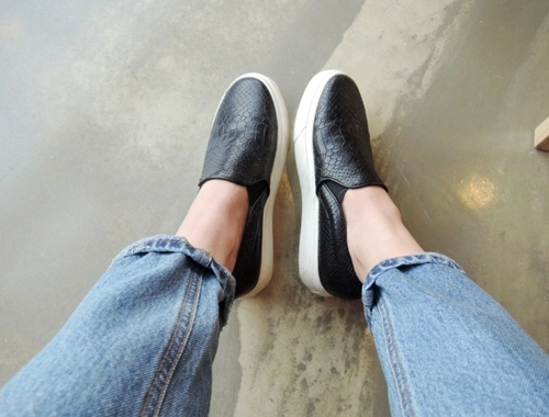 4 kiểu giày tín đồ hè không thể thiếu