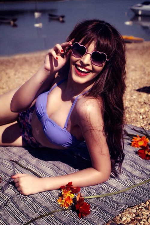 6 tai nạn kém duyên chị em mặc bikini cần tránh