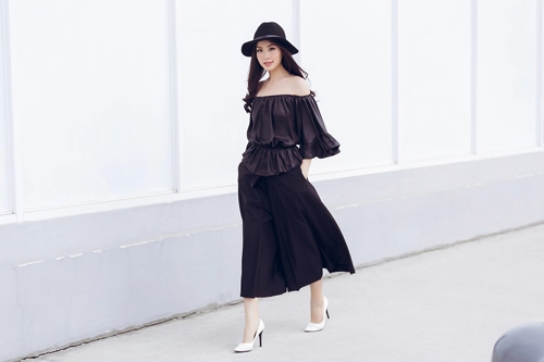 Á hậu diễm trang bất ngờ sexy với váy 2 dây