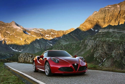 Alfa romeo 4c phô diên sưc manh