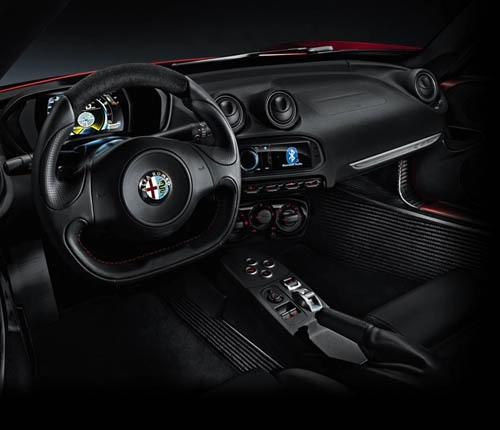 Alfa romeo 4c phô diên sưc manh