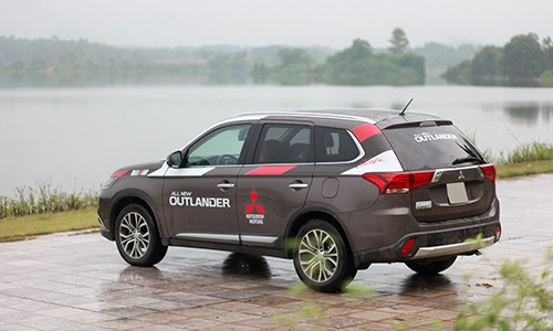  ảnh chi tiết mitsubishi outlander 